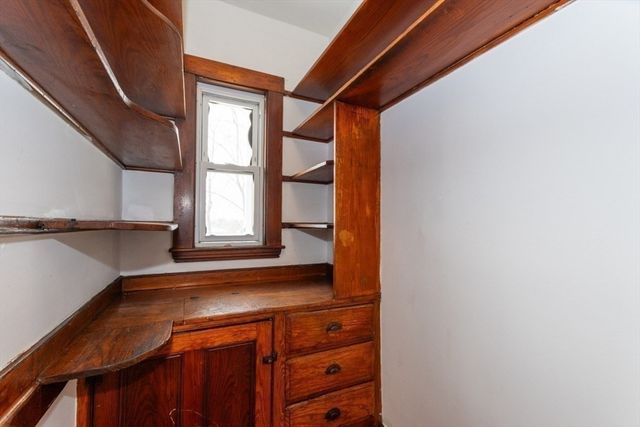 29 Mount Ida Rd, Boston, MA 02122