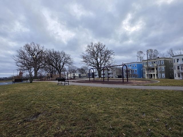 29 Mount Ida Rd, Boston, MA 02122