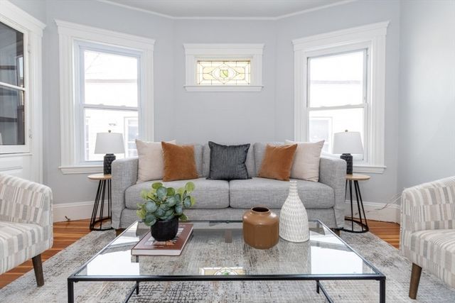 29 Mount Ida Rd, Boston, MA 02122