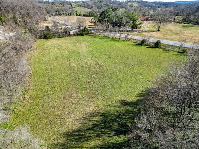 18553 Highway 303, Fayetteville, AR 72703