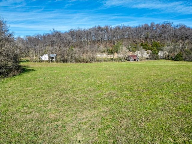 18553 Highway 303, Fayetteville, AR 72703