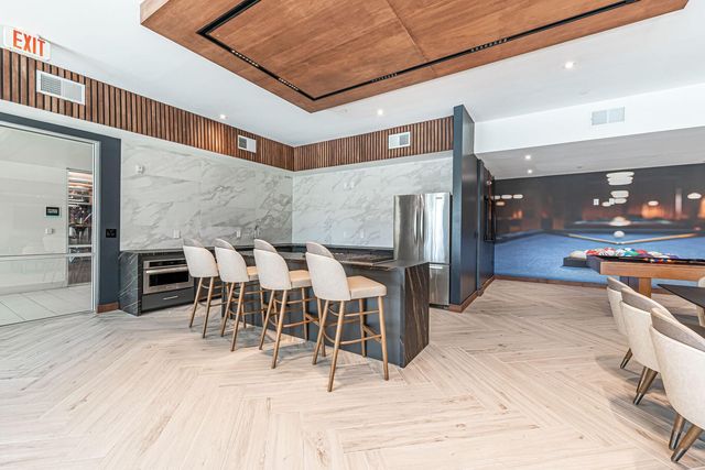 8877 Lakes At 610 Drive 365, Houston, TX 77054