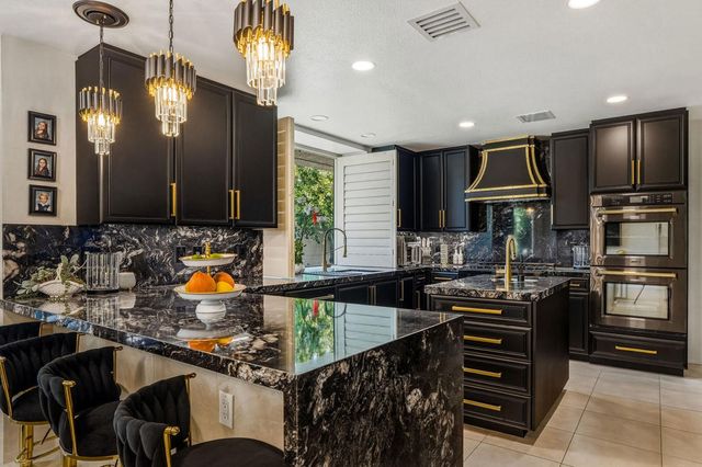 18 Mcgill Drive, Rancho Mirage, CA 92270