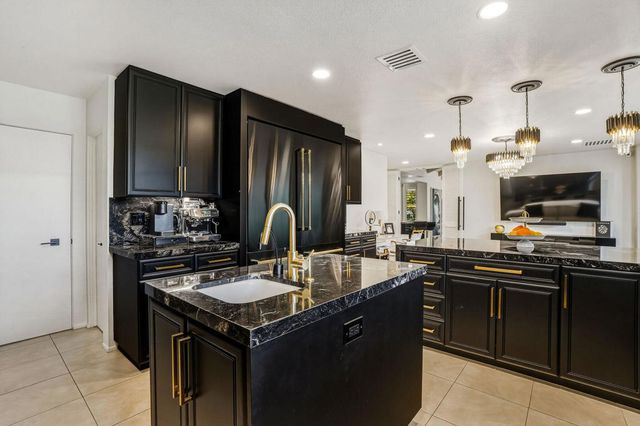 18 Mcgill Drive, Rancho Mirage, CA 92270