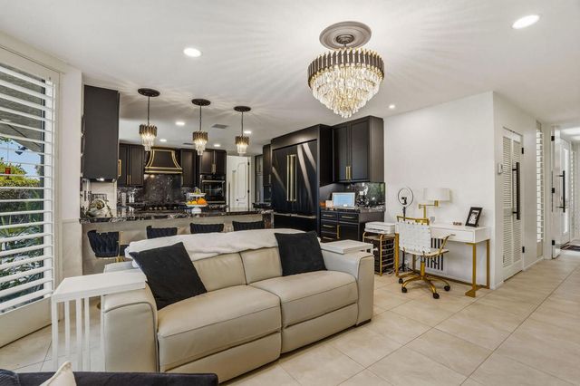 18 Mcgill Drive, Rancho Mirage, CA 92270