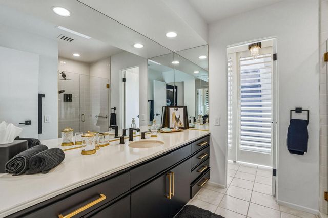 18 Mcgill Drive, Rancho Mirage, CA 92270
