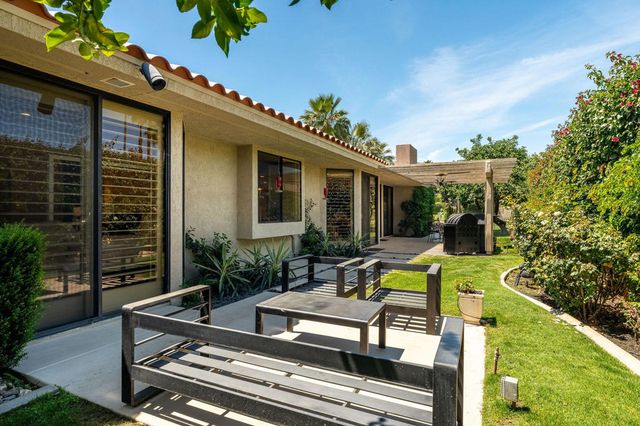 18 Mcgill Drive, Rancho Mirage, CA 92270