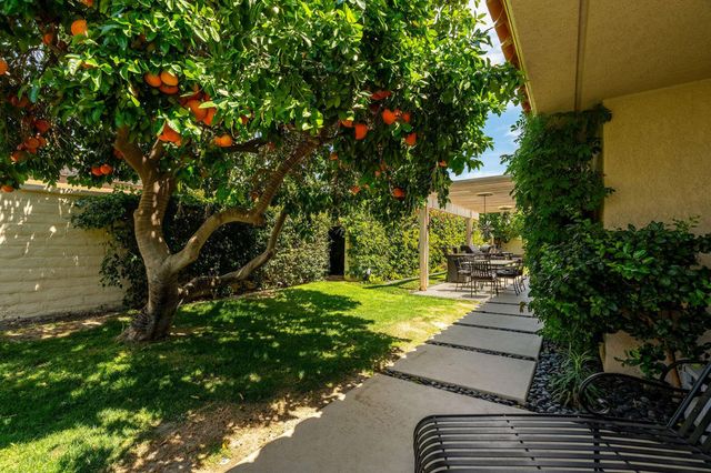 18 Mcgill Drive, Rancho Mirage, CA 92270