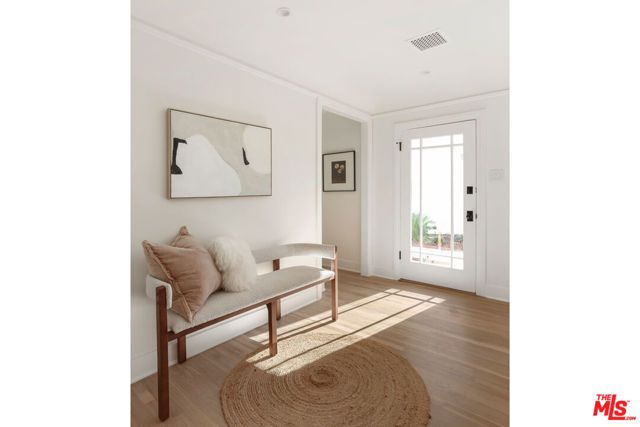 617 N Sycamore Avenue, Los Angeles, CA 90036