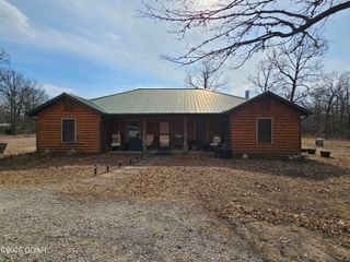 8233 Alamo Lane, Seneca, MO 64865