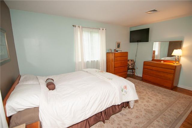 748 Rolling Hills Road, Bedminster Twp, PA 18942