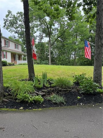 748 Rolling Hills Road, Bedminster Twp, PA 18942