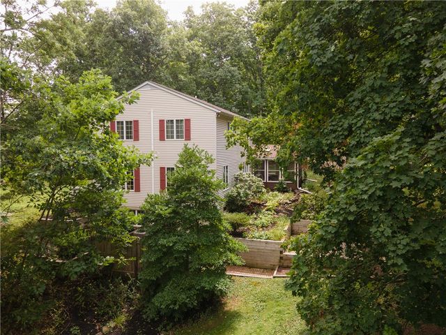 748 Rolling Hills Road, Bedminster Twp, PA 18942