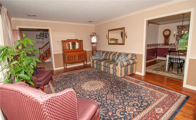 748 Rolling Hills Road, Bedminster Twp, PA 18942