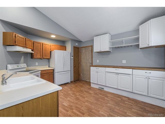 4063 S Himalaya Way, Aurora, CO 80013