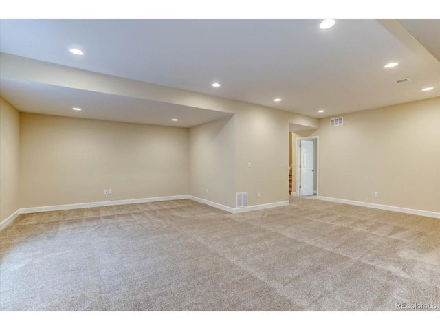 9841 Elk River St, Littleton, CO 80125