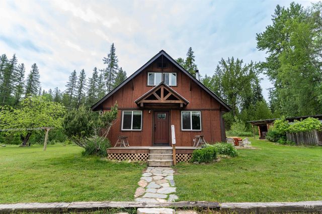 5692 Meadow Creek Road, Bonners Ferry, ID 83805