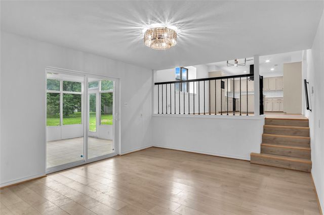 108 Woodland Road, Lake Jackson, TX 77566