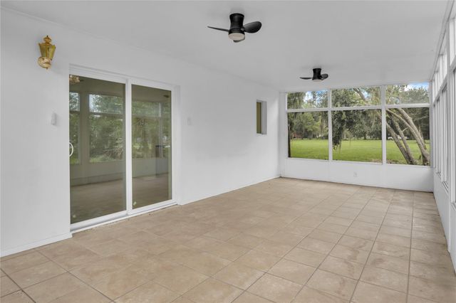 108 Woodland Road, Lake Jackson, TX 77566