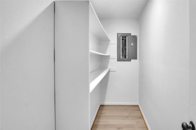 108 Woodland Road, Lake Jackson, TX 77566