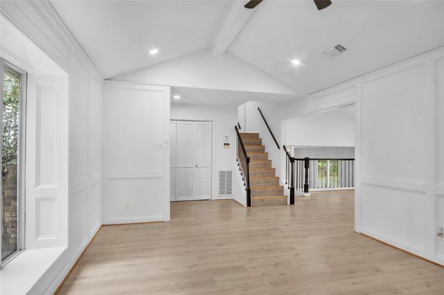 108 Woodland Road, Lake Jackson, TX 77566