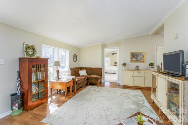 188 Crystal Bay Drive, Mooresville, NC 28115