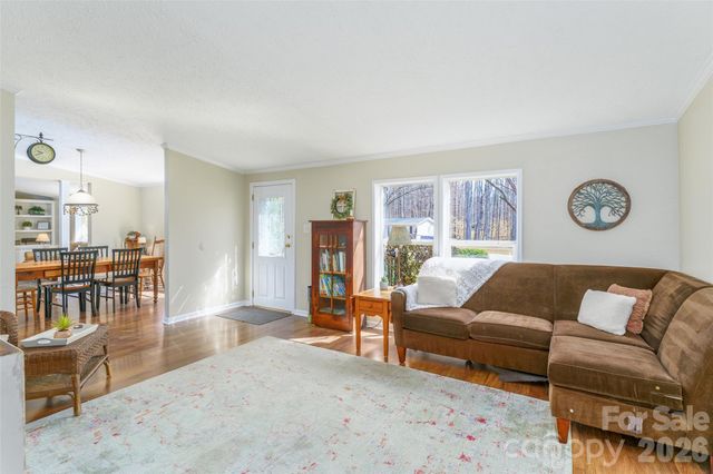 188 Crystal Bay Drive, Mooresville, NC 28115