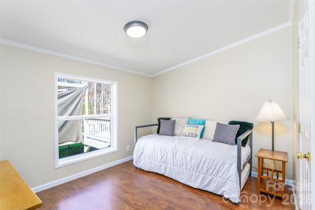 188 Crystal Bay Drive, Mooresville, NC 28115