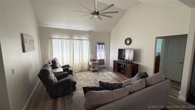 4082 W Highland Park Drive, Cleveland, OK 74020