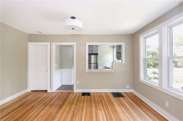 439 Broadway Street B, Newport, RI 02840