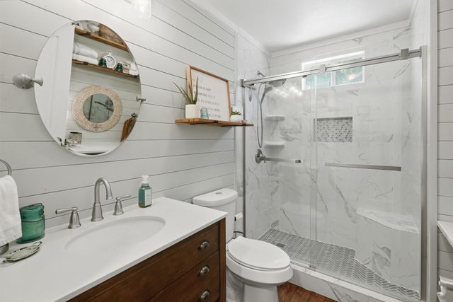 1313 Porter Court, Granbury, TX 76048
