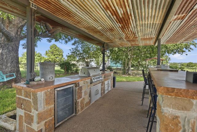 1313 Porter Court, Granbury, TX 76048