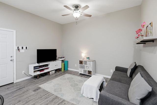 1313 Porter Court, Granbury, TX 76048