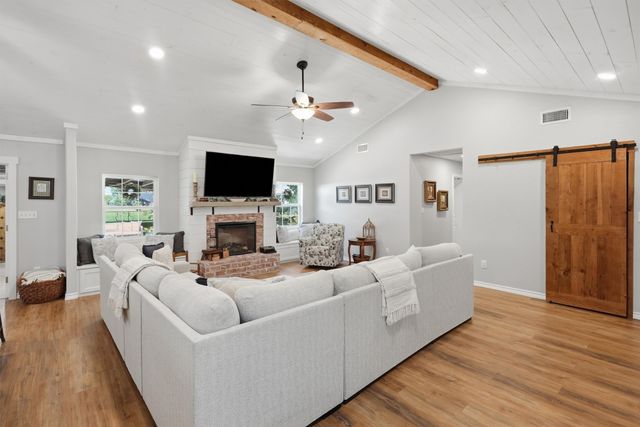 1313 Porter Court, Granbury, TX 76048