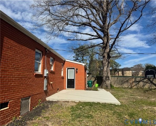 8803 Dena Dr, Henrico, VA 23229