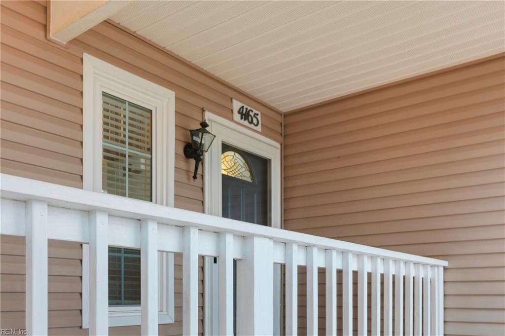 4165 Laurel Green Cir, Virginia Beach, VA 23456