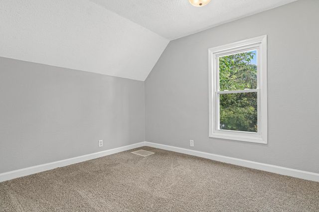 259 Curtice Street W, Saint Paul, MN 55107
