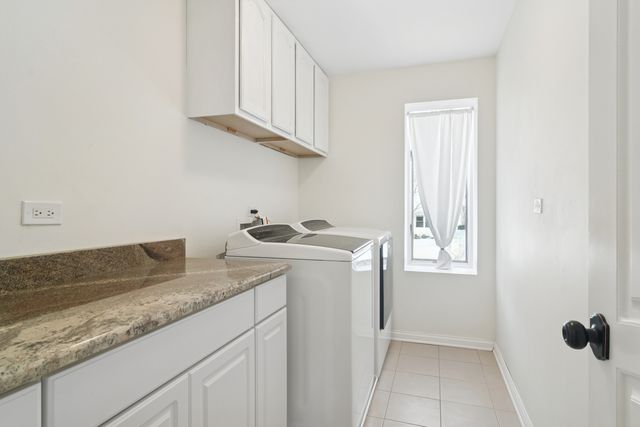 1318 Gail Drive, Buffalo Grove, IL 60089