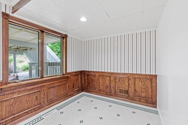 1952 Safari Trail, Eagan, MN 55122