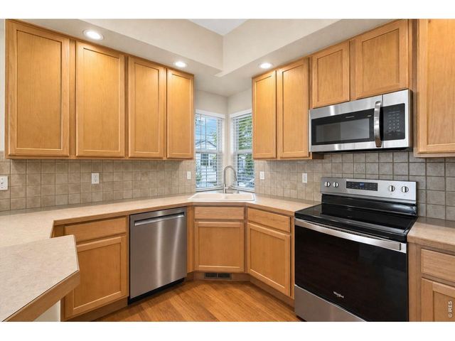 3963 Da Vinci Dr, Longmont, CO 80503