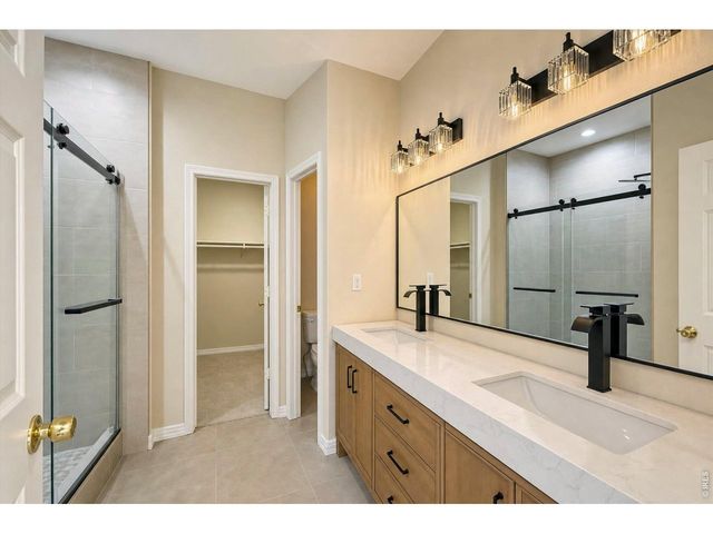 3963 Da Vinci Dr, Longmont, CO 80503
