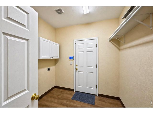 3963 Da Vinci Dr, Longmont, CO 80503