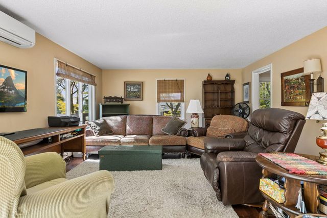 1998 James Avenue, Saint Paul, MN 55105