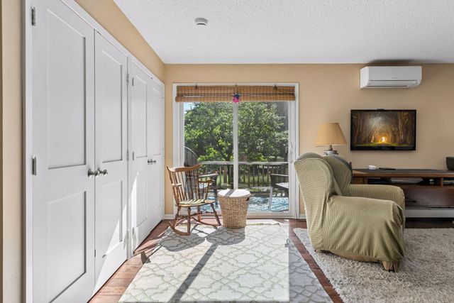 1998 James Avenue, Saint Paul, MN 55105
