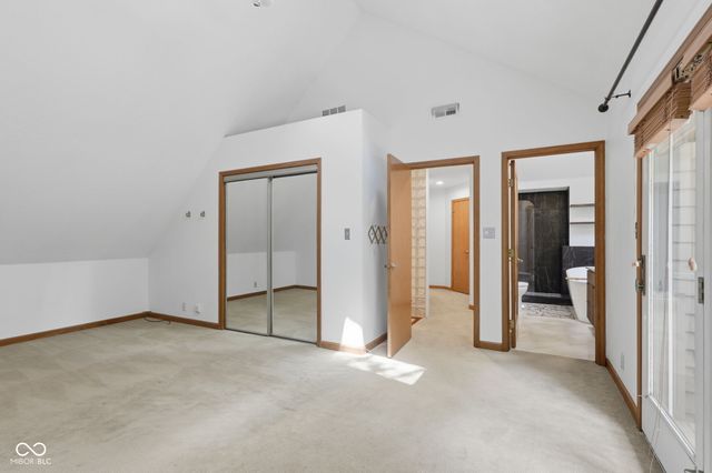 7921 Lincoln Boulevard, Indianapolis, IN 46240