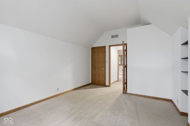 7921 Lincoln Boulevard, Indianapolis, IN 46240