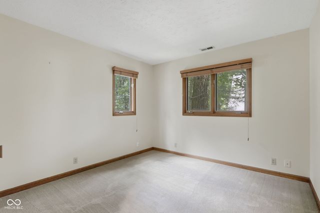 7921 Lincoln Boulevard, Indianapolis, IN 46240
