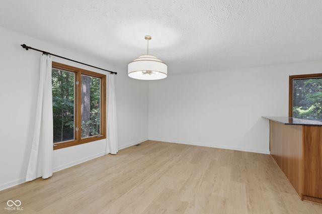 7921 Lincoln Boulevard, Indianapolis, IN 46240