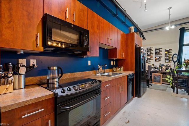 415 Saint Pauls Blvd Unit 403, Norfolk, VA 23510