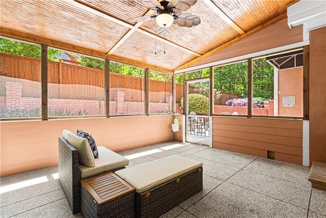 2521 Summeroak Drive, Tucker, GA 30084